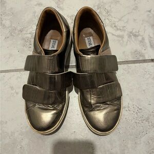 Steve Madden Metallic Sneakers